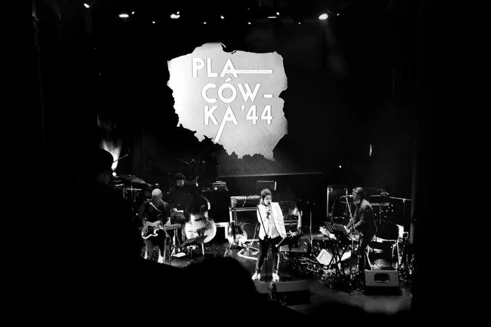 17 02 2016 TEATR STARY LUBLIN KONCERT ZESPOLU VOO VOO PLACOWKA 44 FOT DOROTA AWIORKO