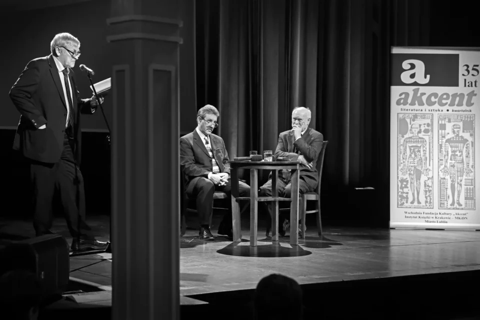 19 03 2015 LUBLIN UL JEZUICKA TEATR STARY  GOSCIE AKCENTU ISTVAN KOVACS - POETA I HISTORYK FOT WOJCIECH NIESPIALOWSKI / TS