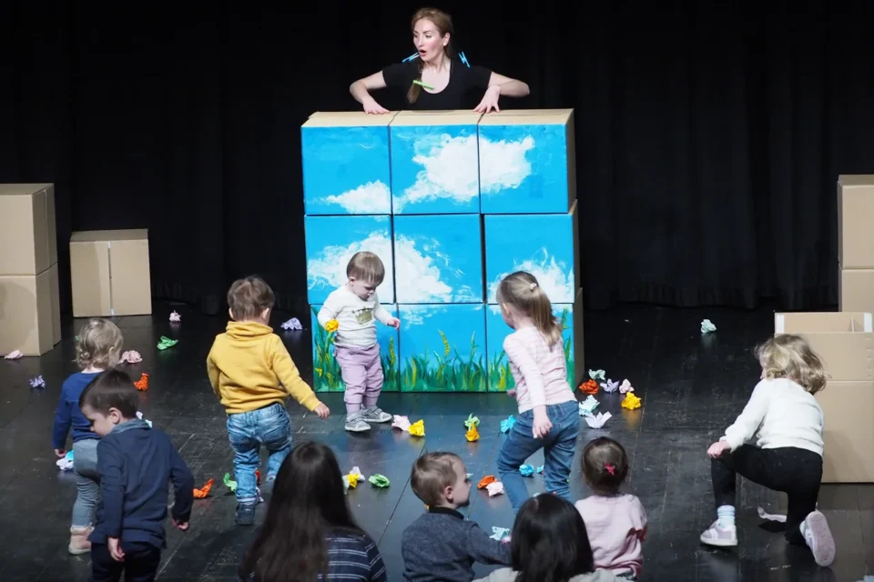 23 04 2017 LUBLIN UL JEZUICKA TEATR STARY „ A KUKU ” TEATR MALEGO WIDZA / WARSZAWAT FOT DOROTA AWIORKO