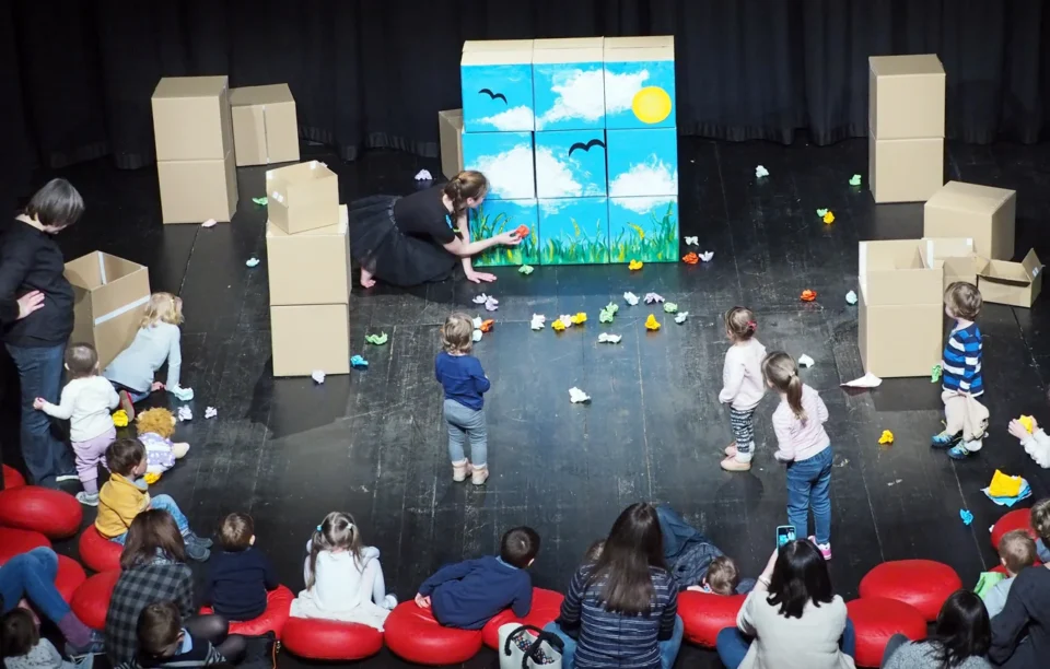 23 04 2017 LUBLIN UL JEZUICKA TEATR STARY „ A KUKU ” TEATR MALEGO WIDZA / WARSZAWAT FOT DOROTA AWIORKO