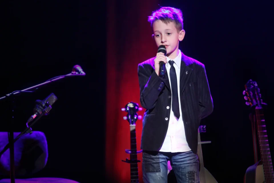 10 12 2014 LUBLIN UL JEZUICKA TEATR STARY KONCERT MAREK ANDRZEJEWSKI - AKUSTYCZNIE FOT WOJCIECH NIESPIALOWSKI / TS