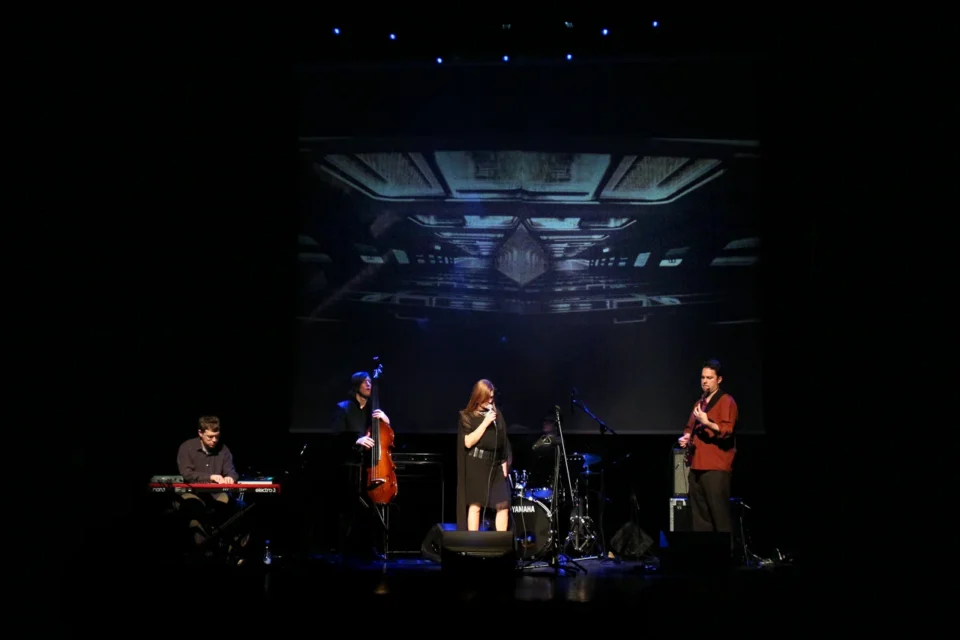 GRAZYNA AUGUSCIK FOT DOROTA AWIORKO -  KLIMEK