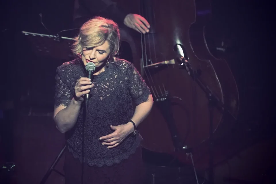 14 06 2017 LUBLIN UL JEZUICKA TEATR STARY KONCERT GRAZYNA AUGUSCIK I ANDRZEJ JAGODZINSKI TRIO " SZEPTEM " FOT WOJCIECH NIESPIALOWSKI