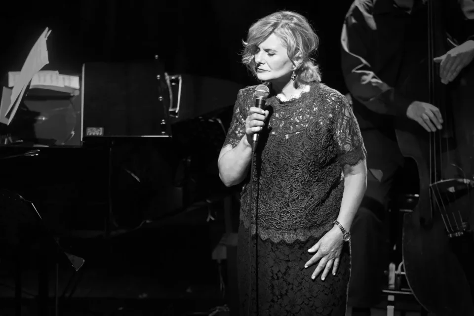 14 06 2017 LUBLIN UL JEZUICKA TEATR STARY KONCERT GRAZYNA AUGUSCIK I ANDRZEJ JAGODZINSKI TRIO " SZEPTEM " FOT WOJCIECH NIESPIALOWSKI