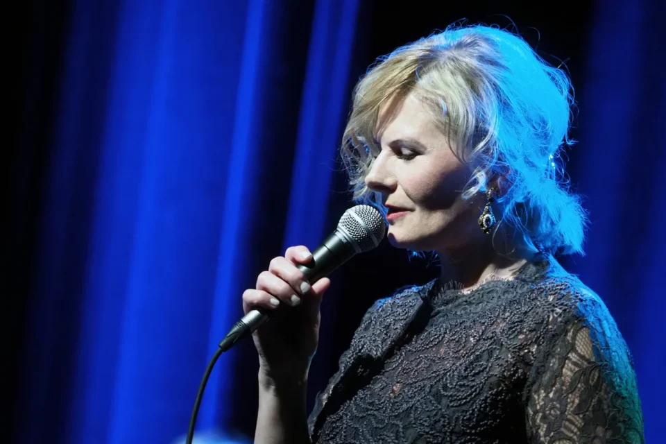 14 06 2017 LUBLIN UL JEZUICKA TEATR STARY KONCERT GRAZYNA AUGUSCIK I ANDRZEJ JAGODZINSKI TRIO " SZEPTEM " FOT WOJCIECH NIESPIALOWSKI