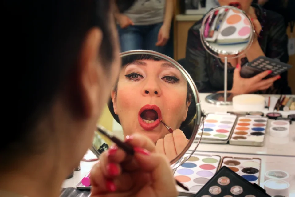 22.06.2013 LUBLIN UL JEZUICKA TEATR STARY SPEKTAKL TEATRU BAGATELA MY W FINALE 2014 FOT DOROTA AWIORKO - KLIMEK