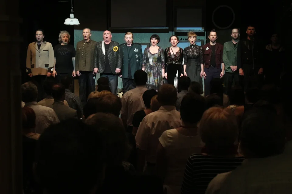 22.06.2013 LUBLIN UL JEZUICKA TEATR STARY SPEKTAKL TEATRU BAGATELA MY W FINALE 2014 FOT DOROTA AWIORKO - KLIMEK