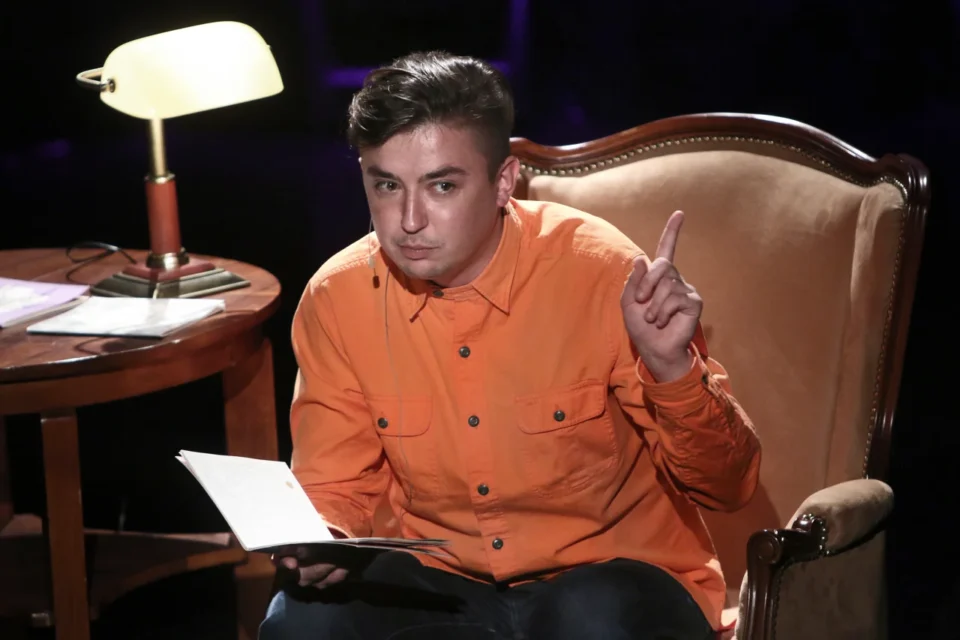 09 11 2014 LUBLIN UL JEZUICKA TEATR STARY BAJKOWA NIEDZIELA CZYTAL MATEUSZ NOWAK FOT WOJCIECH NIESPIALOWSKI / TS