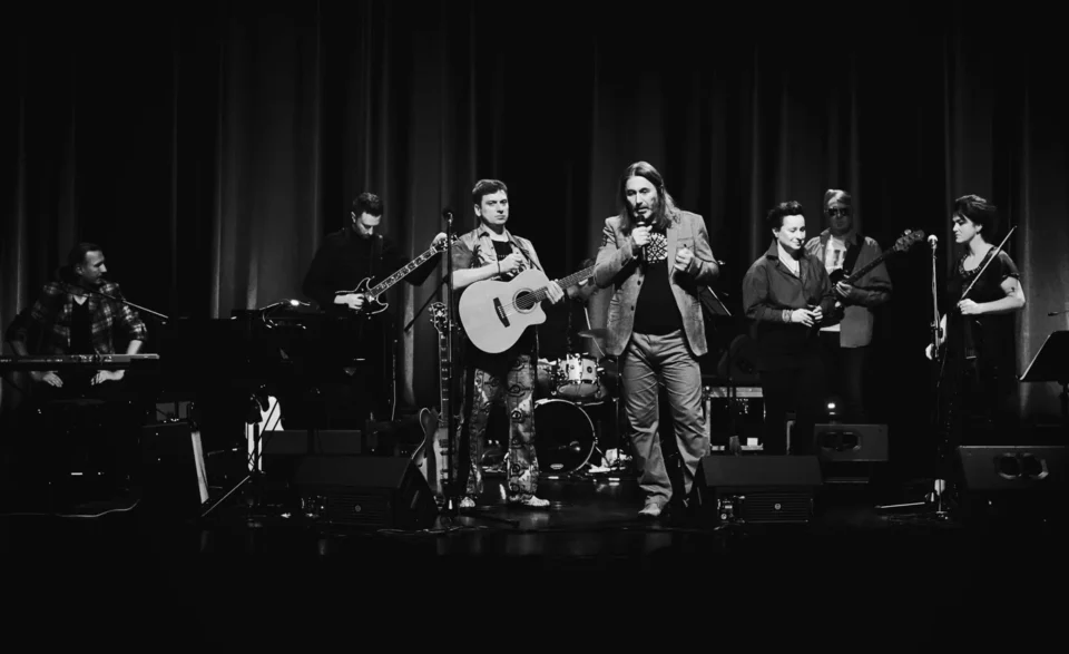 26 09 2018 UL JEZUICKA LUBLIN TEATR STARY KONCERT ZAESPOLU BARDOWIE FOT DOROTA AWIORKO