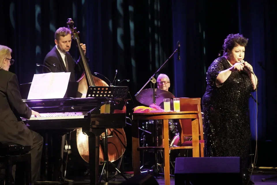 08 06 2016 LUBLIN UL JEZUICKA TEATR STARY KONCERT EWY BEM FOT WOJCIECH NIESPIALOWSKI
