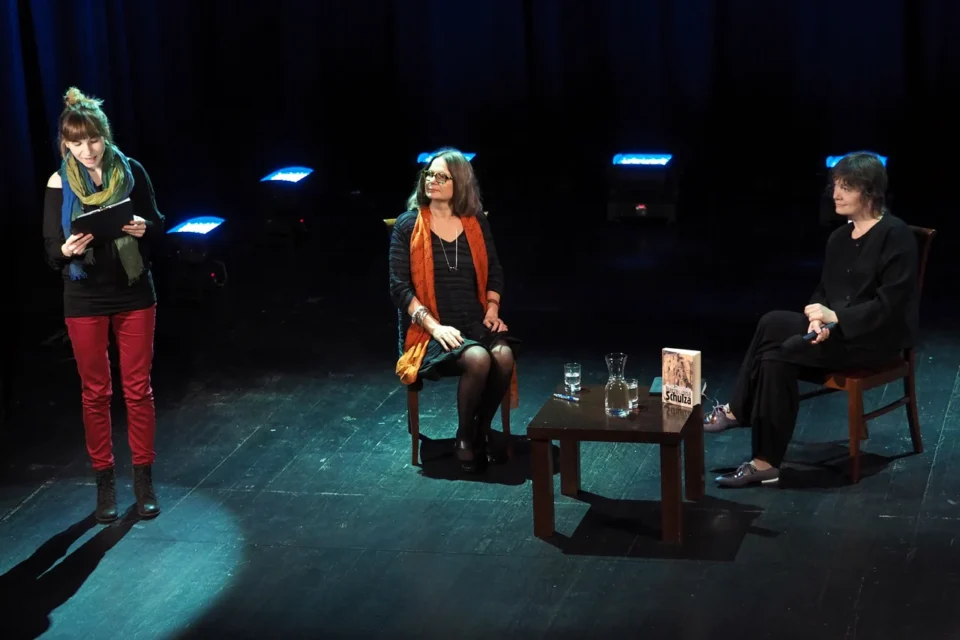 17 11 2015 LUBLIN UL JEZUICKA TEATR STARY BITWA O LITERATURE - NARZECZONA SCHULZA -AGATA TUSZYNSKA FOT WOJCIECH NIESPIALOWSKI / TS