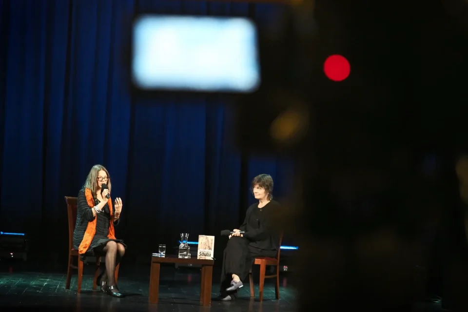 17 11 2015 LUBLIN UL JEZUICKA TEATR STARY BITWA O LITERATURE - NARZECZONA SCHULZA -AGATA TUSZYNSKA FOT WOJCIECH NIESPIALOWSKI / TS *** Local Caption *** TS