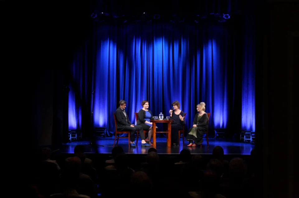 18 09 2012 LUBLIN BITWA O LITERATURE POLITYK PRZYLAPANY NA CZYTANIU FOT DOROTA AWIORKO - KLIMEK