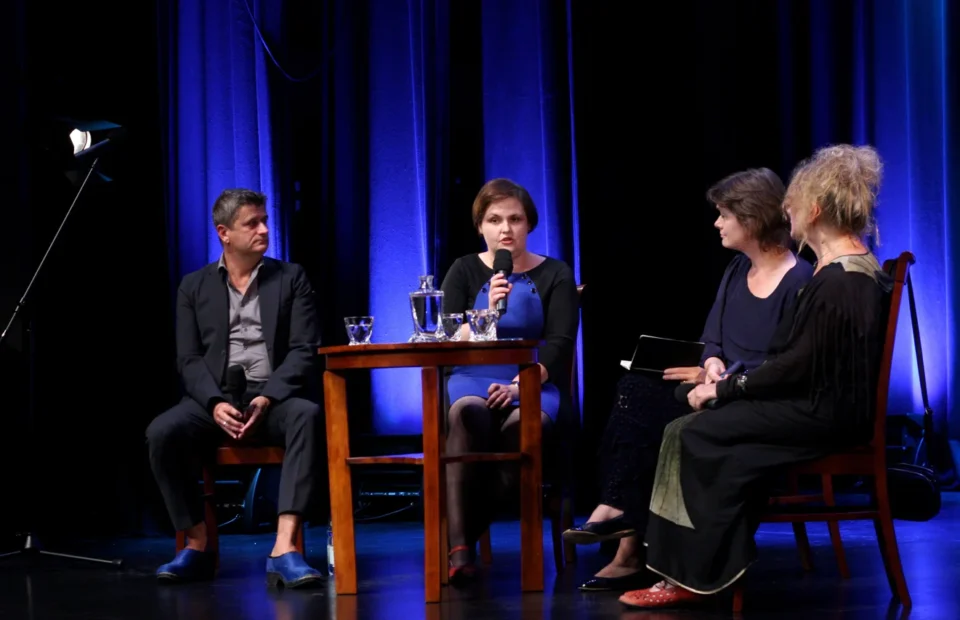 18 09 2012 LUBLIN BITWA O LITERATURE POLITYK PRZYLAPANY NA CZYTANIU FOT DOROTA AWIORKO - KLIMEK