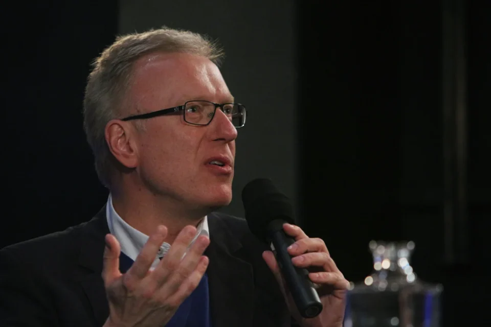 27 11 2012 LUBLIN BITWA O LITERATURE KONIEC FIKCJI CZAS NIEFIKCJI  Prowadzenie Krzysztof Varga