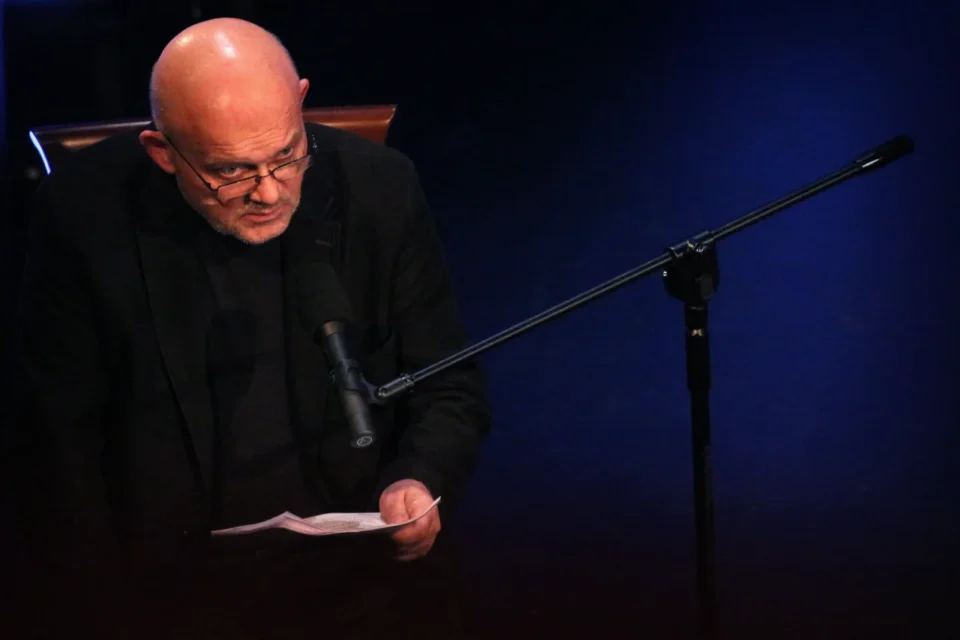 27 11 2012 LUBLIN BITWA O LITERATURE KONIEC FIKCJI CZAS NIEFIKCJI  Prowadzenie Krzysztof Varga