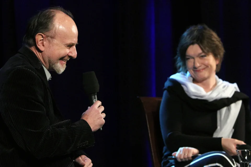 29 01 2013 LUBLIN TEATR STARY BITWA O LITERATURE CZY LITERATURA MA SENS  FOT PROWADZENIE GRAZYNA LUTOSLAWSKA GOSC MAREK BINCZYK DOROTA AWIORKO - KLIMEK