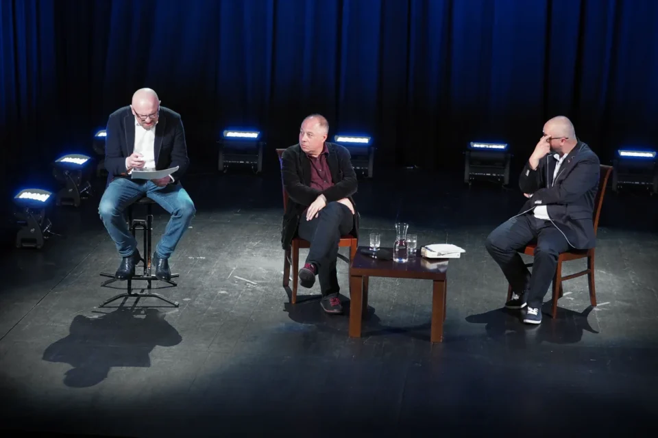 05 05 2015 LUBLIN UL JEZUICKA TEATR STARY BITWA O LITERATURE PREMIERA NOWEJ KSIAZKI KRZYSZTOFA VARGI FOT WOJCIECH NIESPIALOWSKI / TS