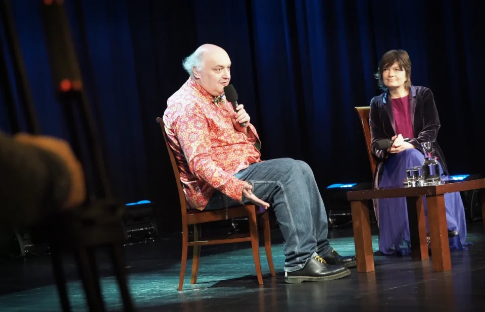 02 02 2016 LUBLIN UL JEZUICKA TEATR STARY BITWA O KULTURE - MIEDZY DUCHOWYM A BRZUCHOWYM. PROWADZENIE GRAZYNA LUTOSLAWSKA GOSC MACIEJ NOWAK FOT WOJCIECH NIESPIALOWSKI / TS