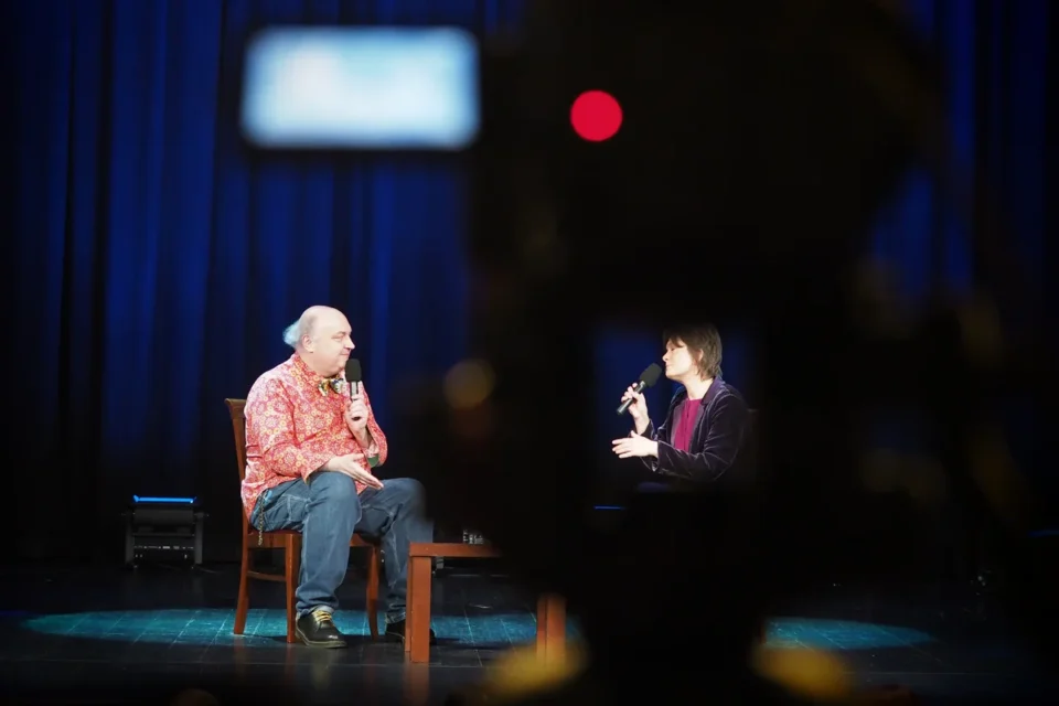 02 02 2016 LUBLIN UL JEZUICKA TEATR STARY BITWA O KULTURE - MIEDZY DUCHOWYM A BRZUCHOWYM. PROWADZENIE GRAZYNA LUTOSLAWSKA GOSC MACIEJ NOWAK FOT WOJCIECH NIESPIALOWSKI / TS