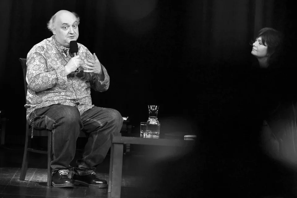 02 02 2016 LUBLIN UL JEZUICKA TEATR STARY BITWA O KULTURE - MIEDZY DUCHOWYM A BRZUCHOWYM. PROWADZENIE GRAZYNA LUTOSLAWSKA GOSC MACIEJ NOWAK FOT WOJCIECH NIESPIALOWSKI / TS