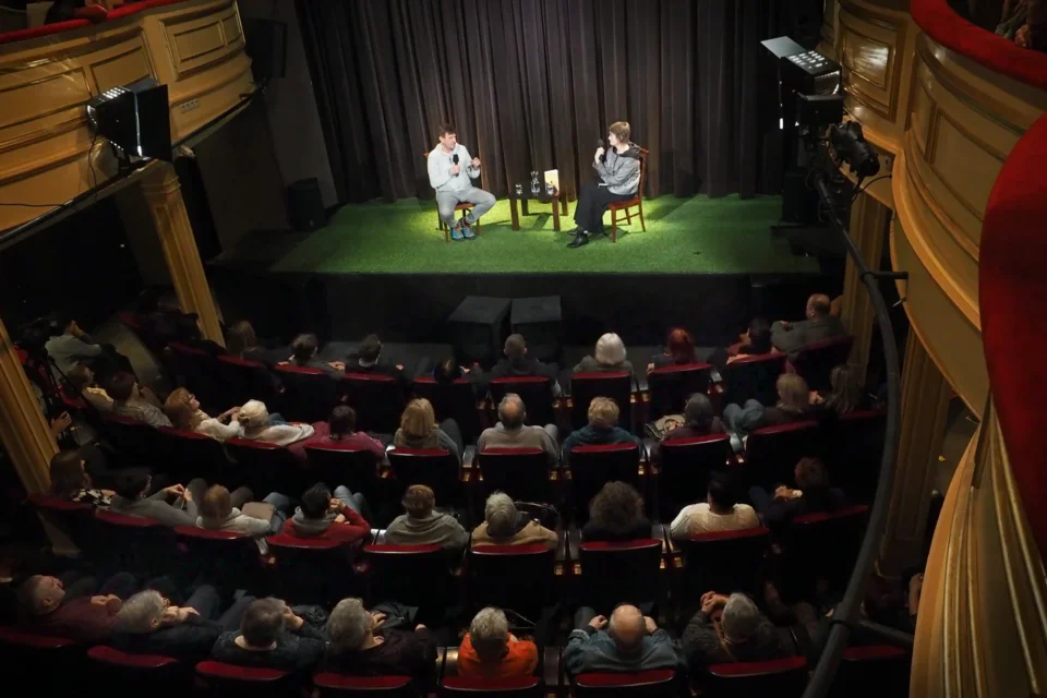 07 02 2017 LUBLIN UL JEZUICKA TEAT STARY BITWA O LITERATURE " MIEDZY BIEGUNAMI " FOT WOJCIECH NIESPIALOWSKI
