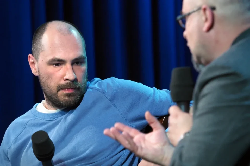 07 04 2015 LUBLIN UL JEZUICKA TEATR STARY BITWA O LITERATURE - WYKLUCZENI I WKURZENI GOSCIE: WOJCIECH ENGELKING I JAKUB ZULCZYK FOT WOJCIECH NIESPIALOWSKI / TS