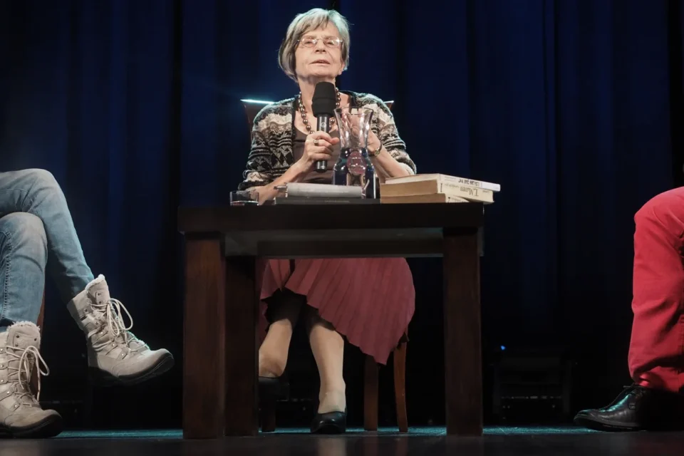 18 10 2016 LUBLIN UL JEZUICKA TEATR STARY BITWA O LITERATURE - GORA TOMASZA MANA . PROWADZENIE : LUKASZ DREWNIAK . GOSCIE :MALGORZATA SIKORSKA - MISZCZUK I MALGORZATA LUKASIEWICZ  FOT WOJCIECH NIESPIALOWSKI