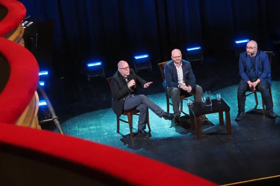 21 03 2017 LUBLIN UL JEZUICKA TEAT STARY BITWA O KULTURE KRAINA LA LA