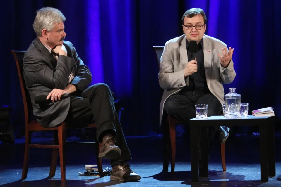 23 04 2013 LUBLIN UL JEZUICKA TEATR STARY BITWA O LITERATURE PROWADZENIE  LUKASZ DREWNIAK Z UDZIALEM EDWINA BENDYKA