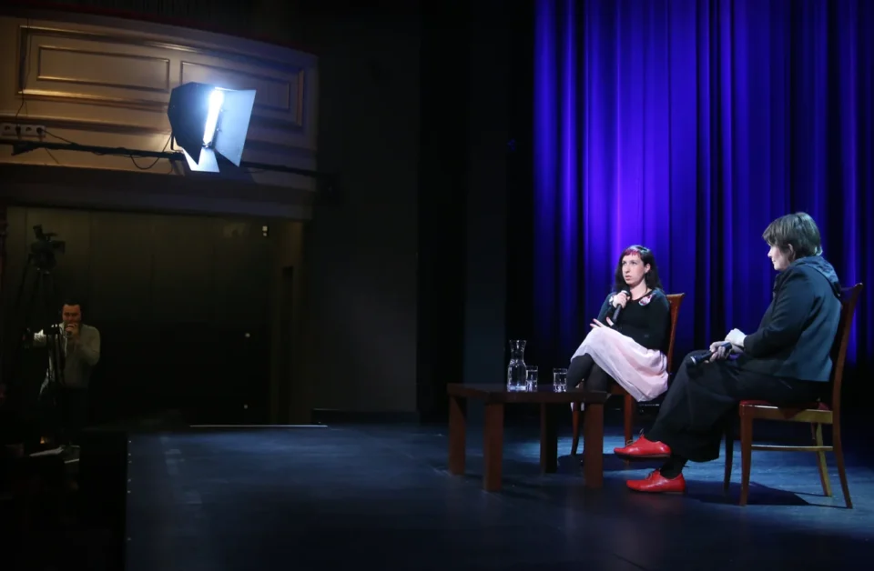 27 01 2015 LUBLIN UL JEZUICKA TEATR STARY BITWA O LITERATURE PROWADZENA PRZEZ GRAZYNE LUTOSLAWSKA Z UDZIALEM SYLWI CHUTNIK FOT WOJCIECH NIESPIALOWSKI / TS