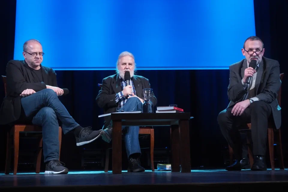 28 02 2017 LUBLIN UL JEZUICKA TEATR STARY BITWA O LITERATURE - BOB DYLAN I SPADEK PO KONTRKULTURZE FOT WOJCIECH NIESPIALOWSKI