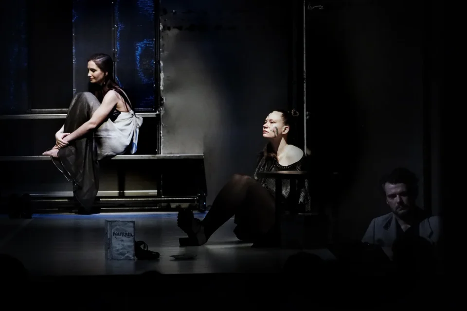 16 03 2016 LUBLIN TEATR STARY Blizej Teatr Sztuka na wynos / Krakow FOT DOROTA AWIORKO