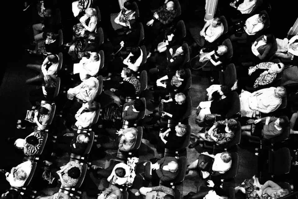 18 05 2015 LUBLIN ULJEZUICKA TEATR STARY KINO W TEATRZE STARYM FILM: BOGOWIE - ROZMOWA PO SEANSIE Z TOMASZEM KOTEM  FOT WOJCIECH NIESPIALOWSKI / TS