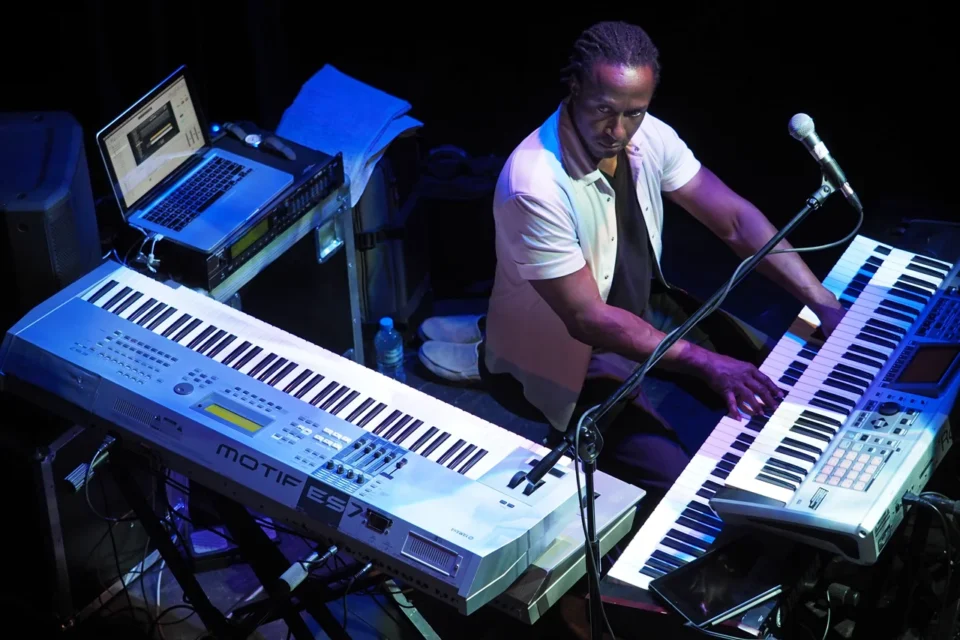 05 07 2015 LUBLIN UL JEZUICKA TEATR STARY KONCERT RICHARD BONA - BONAFIELD FOT WOJCIECH NIESPIALOWSKI / TS