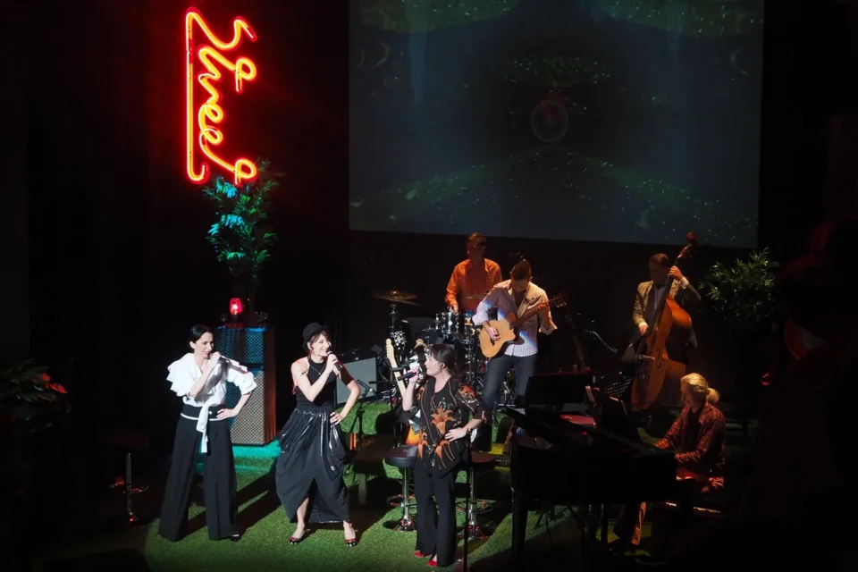 24 09 2016 LUBLIN TEATR STARY UL JEZUICKA PREMIERA BOOGIE STREET FOT WOJCIECH NIESPIALOWSKI