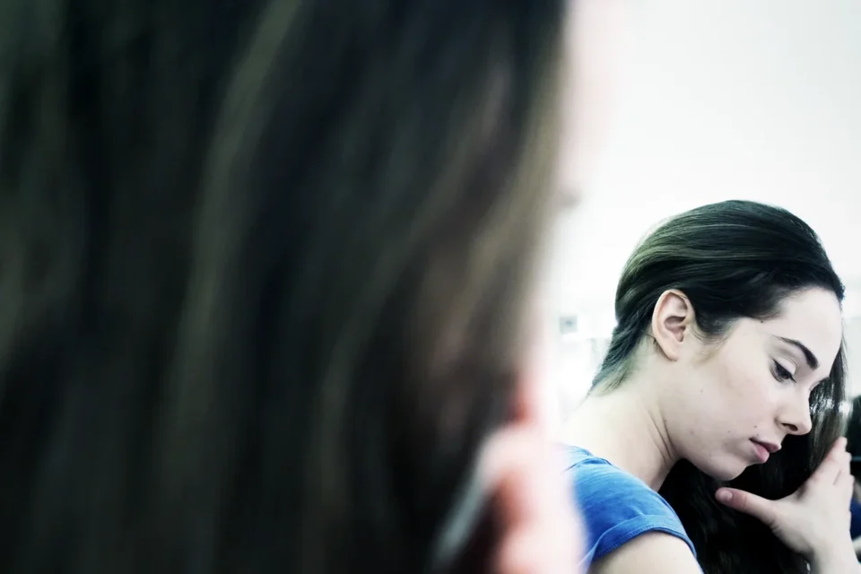 OLYMPUS DIGITAL CAMERA          16 02 2016 LUBLIN TEATR STARY BURZA wg Williama Shakespeare'a / Studio Teatralne Kolo i Teatr Ochoty / Warszawa Wystepuja: Maria Pawlowska