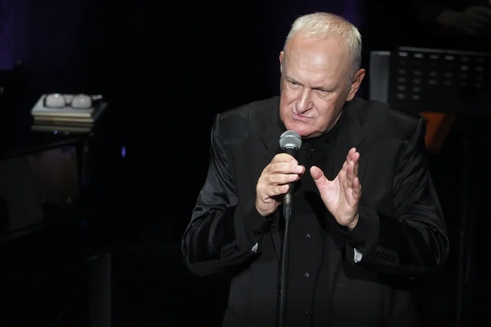 02 11 2016 LUBLIN UL JEZUICKA TEATR STARY LATWOPALNI - ZADUSZKI Z JACKIEM CYGANEM FOT DOROTA AWIORKO