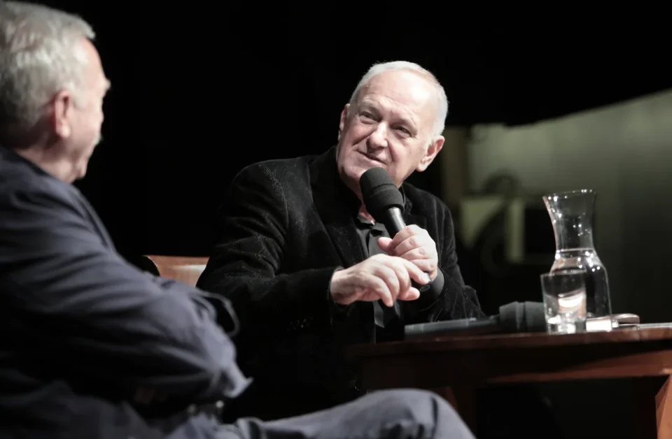 25 04 2016 LUBLIN UL JEZUICKA TEATR STARYPROMOCJA KSIAZKI JACKA CYGANA FOT WOJCIECH NIESPIALOWSKI / TS