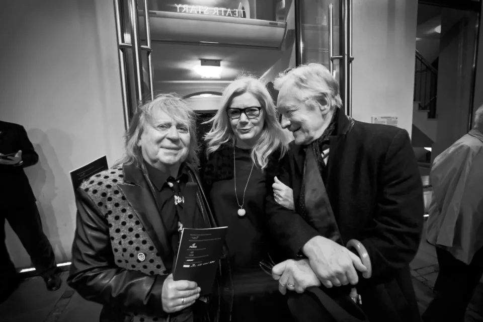 26 09 2015 LUBLIN UL JEZUICKA TEATR STARY CZAS KOBIETY - PREMIERA FOT WOJCIECH NIESPIALOWSKI / TS