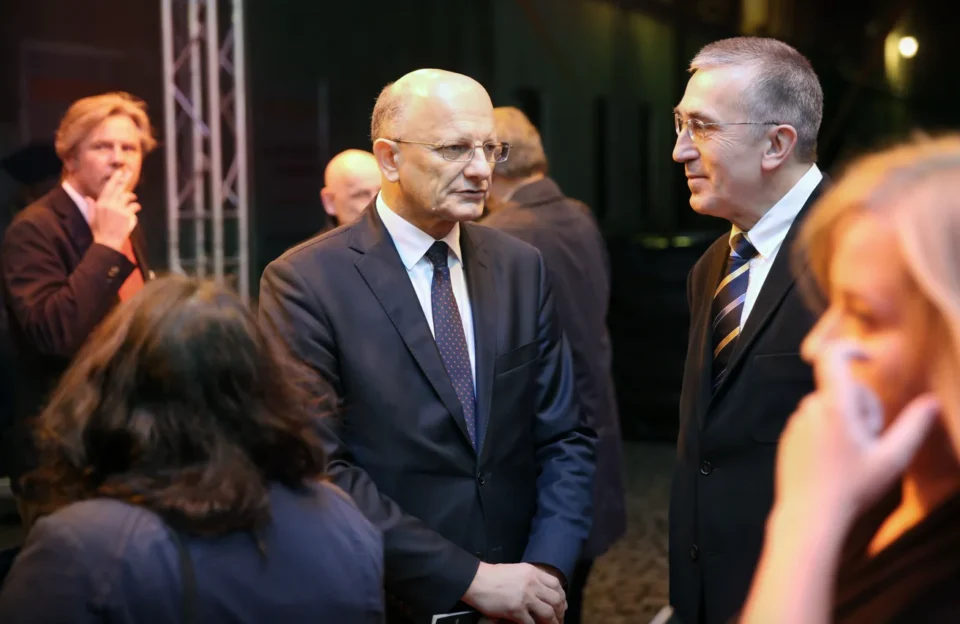 26 09 2015 LUBLIN UL JEZUICKA TEATR STARY CZAS KOBIETY - PREMIERA FOT WOJCIECH NIESPIALOWSKI / TS