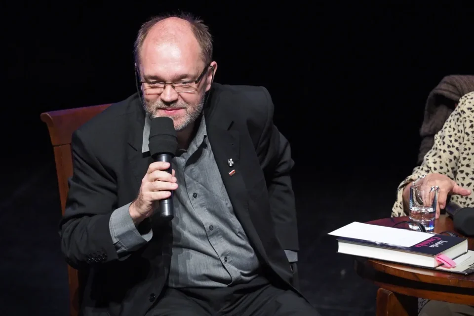 21 05 2015 LUBLIN UL JEZUICKA TEATR STARY DEBATA PONAD GRANICAMI - DZIEWCZYNA Z KAMIENIA FOT WOJCIECH NIESPIALOWSKI / TS