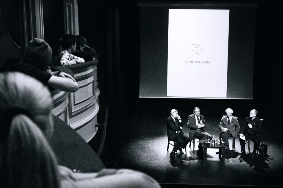 14 04 2016 LUBLIN UL JEZUICKA TEATR STARY DEBATA PONAD GRANICAMI - EMIGRANCI