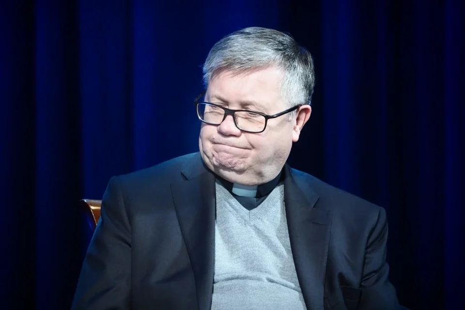 15 12 2016 LUBLIN UL JEZUICKA TEATR STARY DEBATA PONAD GRANICAMI " KATOLICYZM