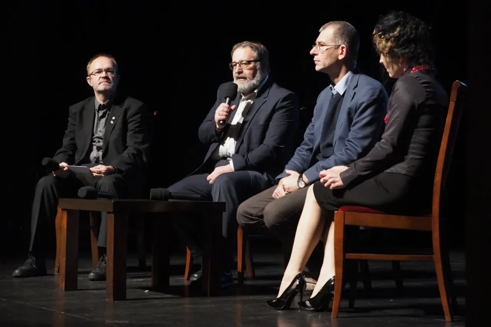 27 04 2017 LUBLIN UL JEZUICKA TEATR STARY DEBATA PONAD GRANICAMI FOT WOJCIECH NIESPIALOWSKI
