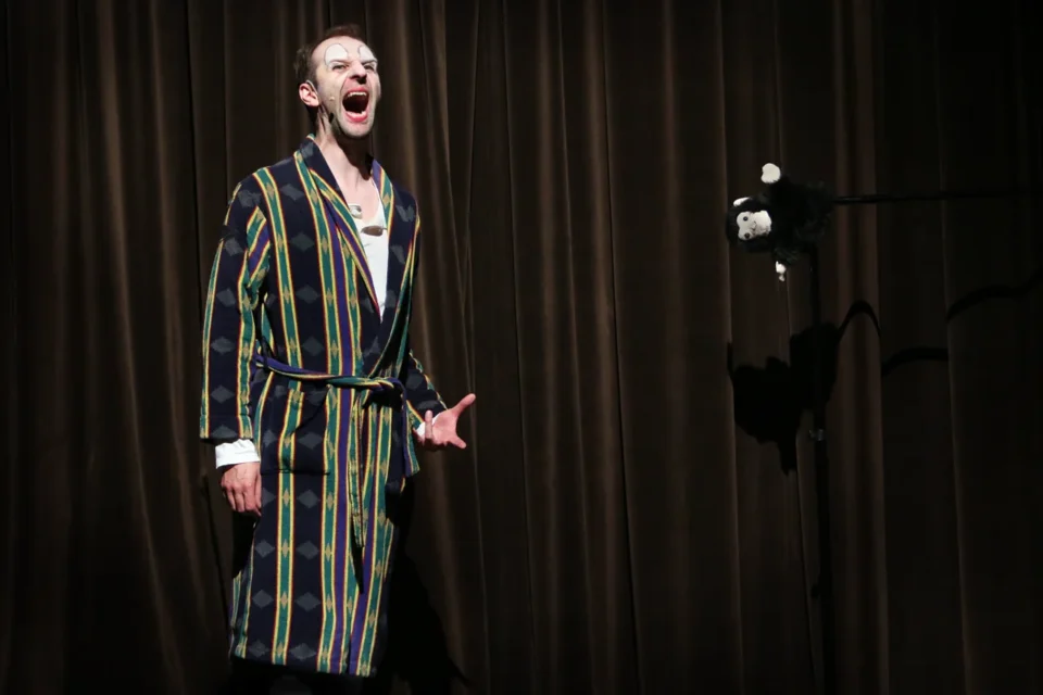 03 07 2014 LUBLIN UL JEZUICKA TEATR STARY PRZEDSTAWIENIE TEATRU POLONIA PT DEPRESJA KOMIKA FOT WOJCIECH NIESPIALOWSKI / TS