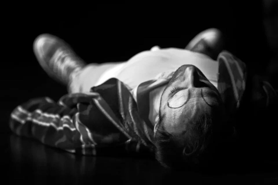 03 07 2014 LUBLIN UL JEZUICKA TEATR STARY PRZEDSTAWIENIE TEATRU POLONIA PT DEPRESJA KOMIKA FOT WOJCIECH NIESPIALOWSKI / TS