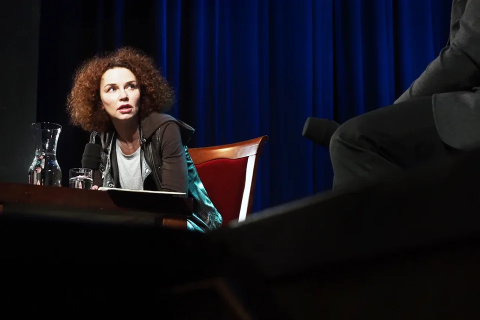 OLYMPUS DIGITAL CAMERA          24 11 2015 UL JEZUICKA LUBLIN TEATR STARY BITWA O KULTURE GOSC Agata Duda - Gracz FOT DOROTA AWIORKO