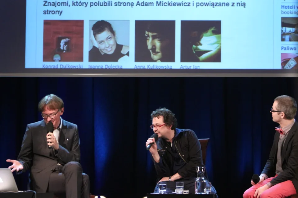 12 02 2013 UL JEZUICKA LUBLIN TEATR STARY  Spotkania Bitwa o kulture Czy Facebook moze byc dobry dla kultury Prowadzenie Roman Pawlowski