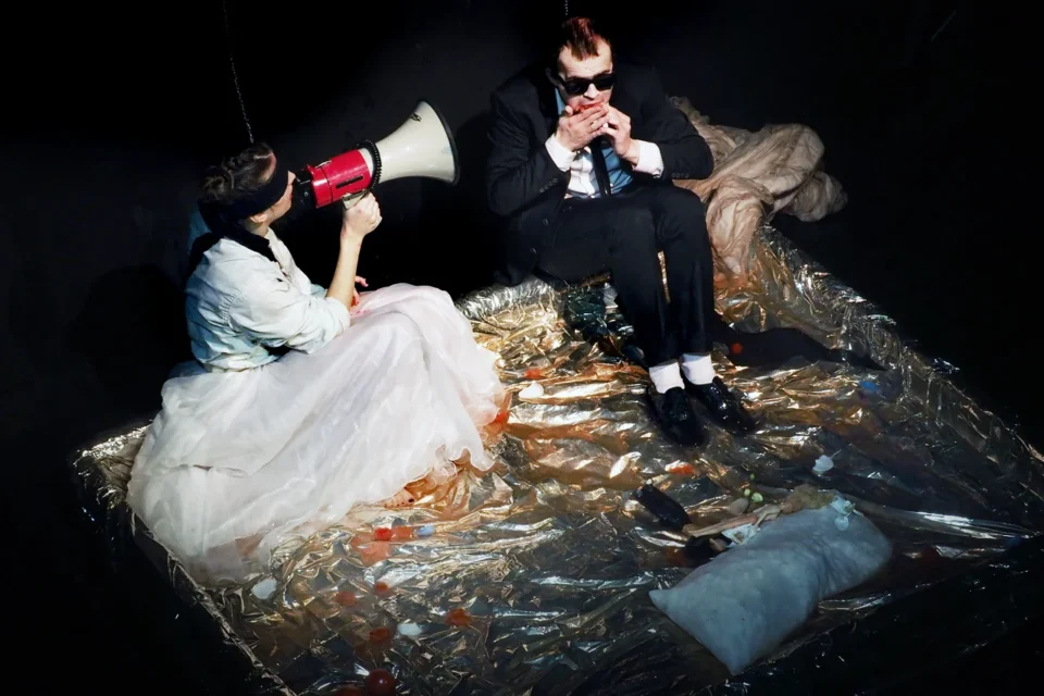 OLYMPUS DIGITAL CAMERA          20 11 2015 UL JEZUICKA LUBLIN TEATR STARY SPEKTAKL GALGAN WROCLAWSKI TEATR WSPOLCZESNY FOT DOROTA AWIORKO